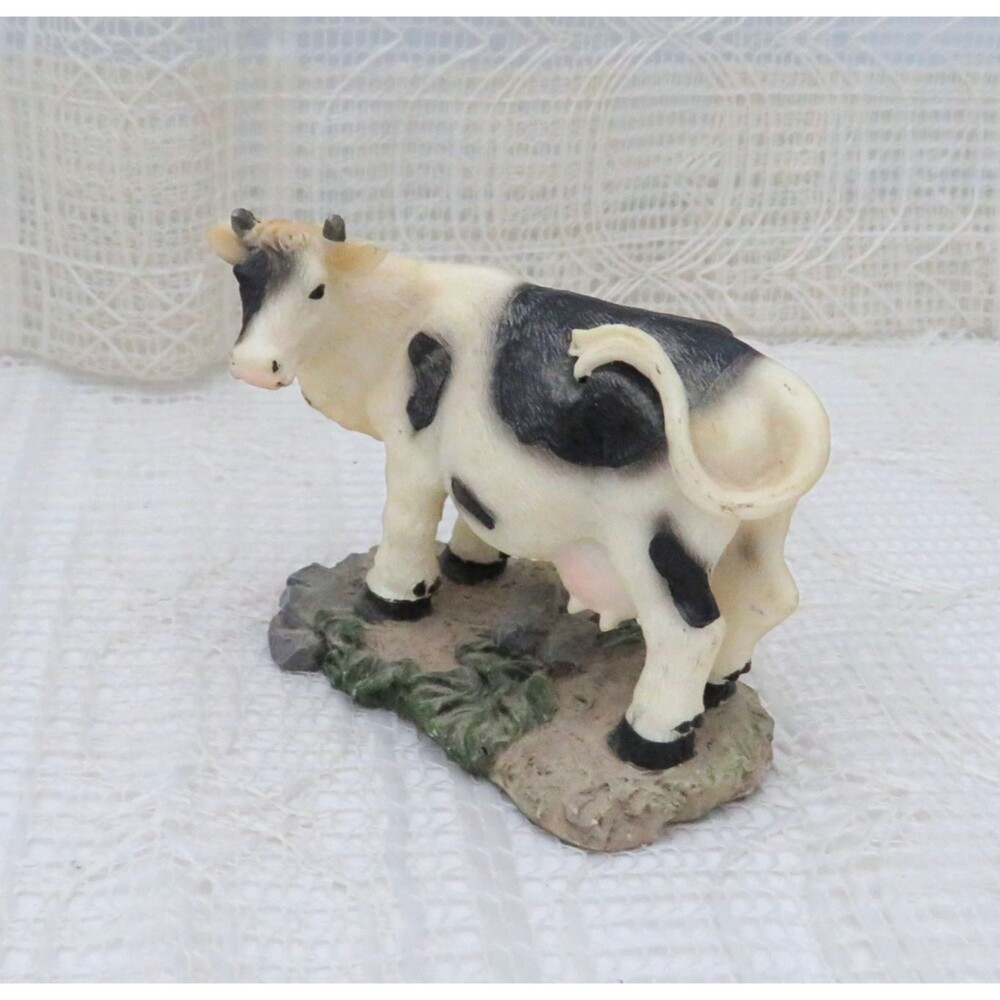 Young's Inc Cow, The Farmyard Standing Cow Figurine, Vintage Country Decor